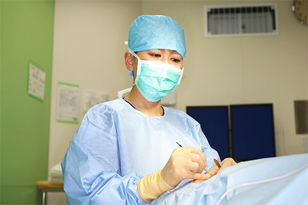 池山有子形成外科部長 日本形成外科学会形成外科専門医